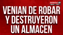 Venían de robar, chocaron contra un negocio y lo destryuero por completo