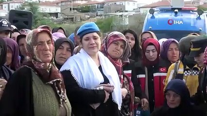 Şehit uzman çavuş gözyaşları arasında toprağa verildi