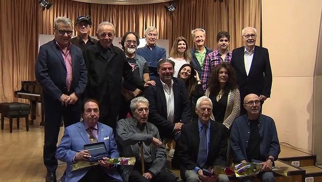 Dúo Dinámico, Sherpa o Manuel Royo reciben la llave de 'la Casa de los Autores' de SGAE