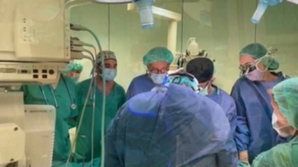 Implantan marcapasos a bebé prematuro en hospital español La Fe por primera vez en Europa