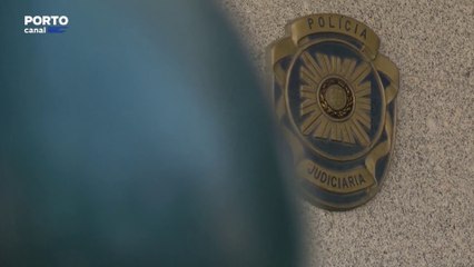 Homem acusado de arrastar inspetor da PJ na Póvoa de Varzim falta a julgamento