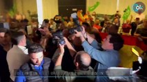 Así reciben a Abascal antes de un mitin en La Coruña