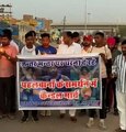 जंतर-मंतर पर आंदोलन कर रहे पहलवानों के समर्थन में निकाला कैंडल मार्च