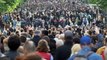 Milhares de sérvios protestam contra violência após dois ataques a tiros
