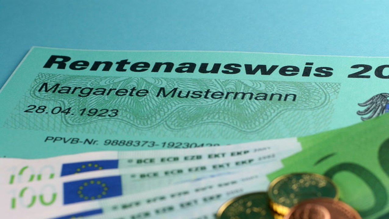 Geld sparen mit Rentenausweis? So geht's!