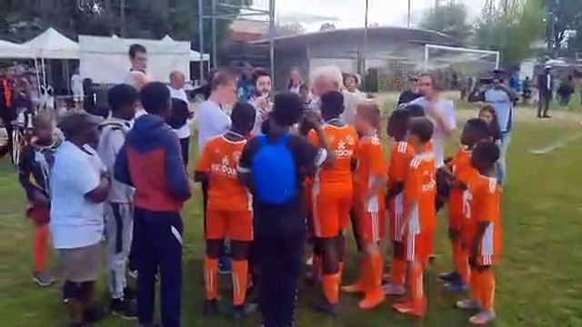 Remise du trophée et des médailles au vainqueur !!!!