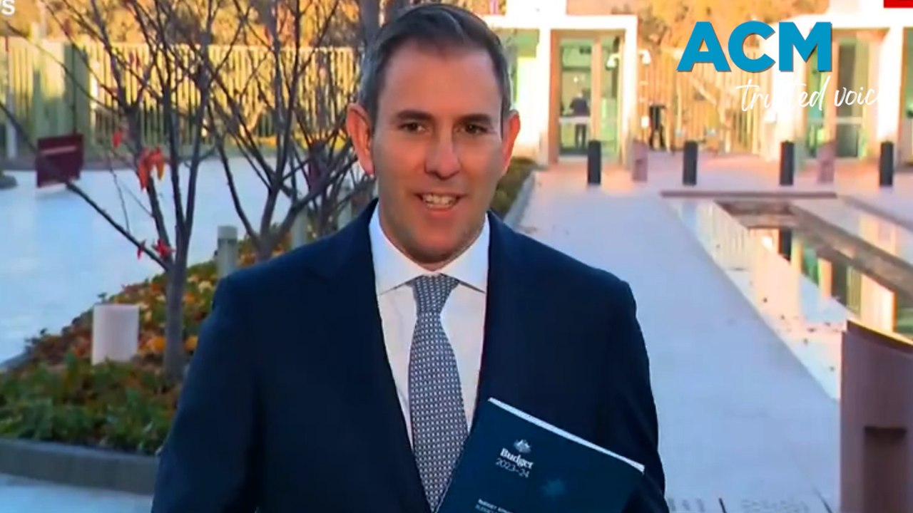 Treasurer Jim Chalmers addresses the media as he prepares to hand down the budget today video