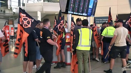 Qantas attempts to get outsource ruling overturned