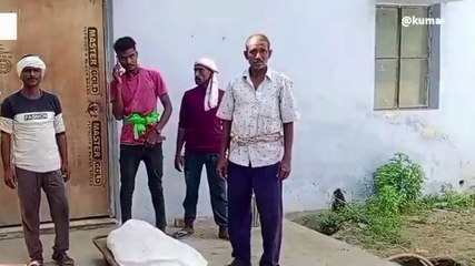 नवादा: आम के पेड़ से लटका मिला युवक का शव, इलाके में मची सनसनी