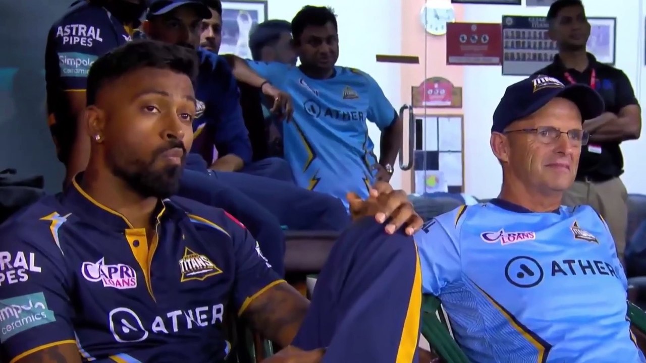 GT vs PBKS Last Over Highlights IPL _ Preity Zinta reactions when Tewatia hit four to Sam Curran