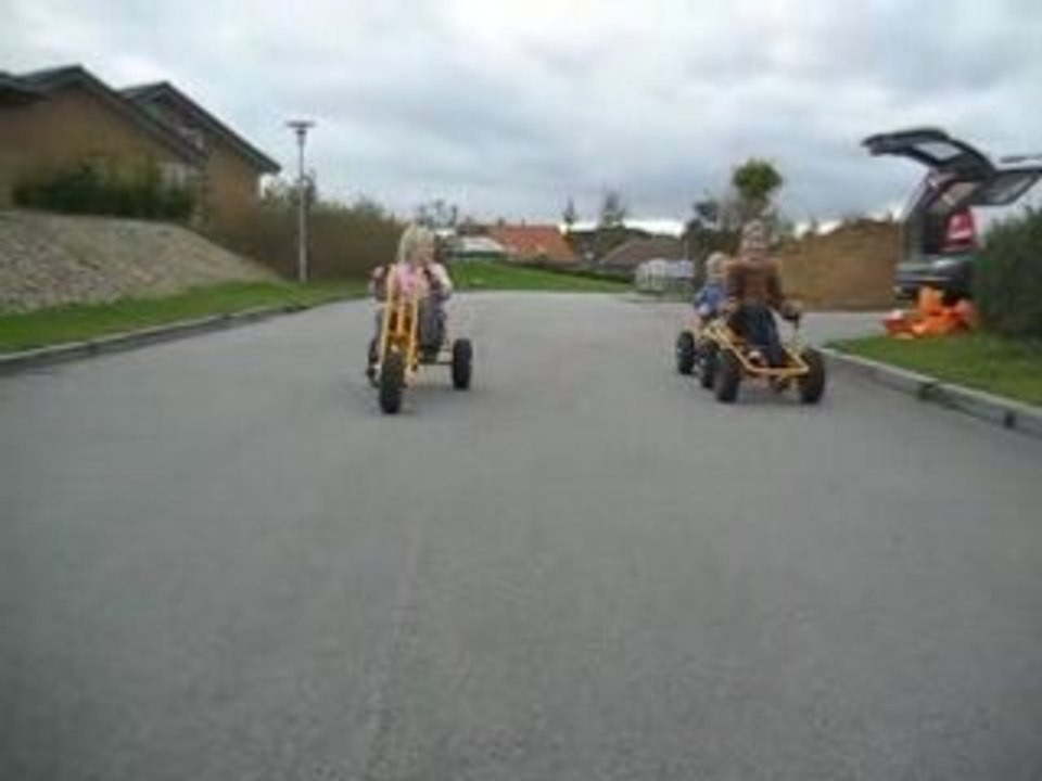 tricycle et kart à pédale