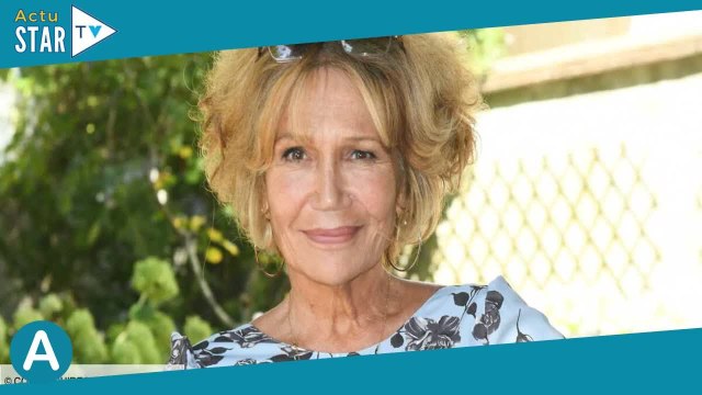 “On m’avait déconseillé de le dire” : Clémentine Célarié, pourquoi elle a décidé de rendre public so