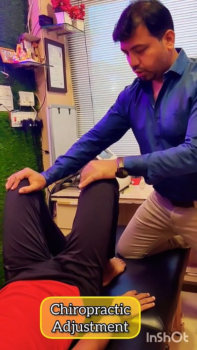 Chiropractic Adjustment for Hip joint Pain or Groin Pain#chiropractic #hippain #shortsfeed