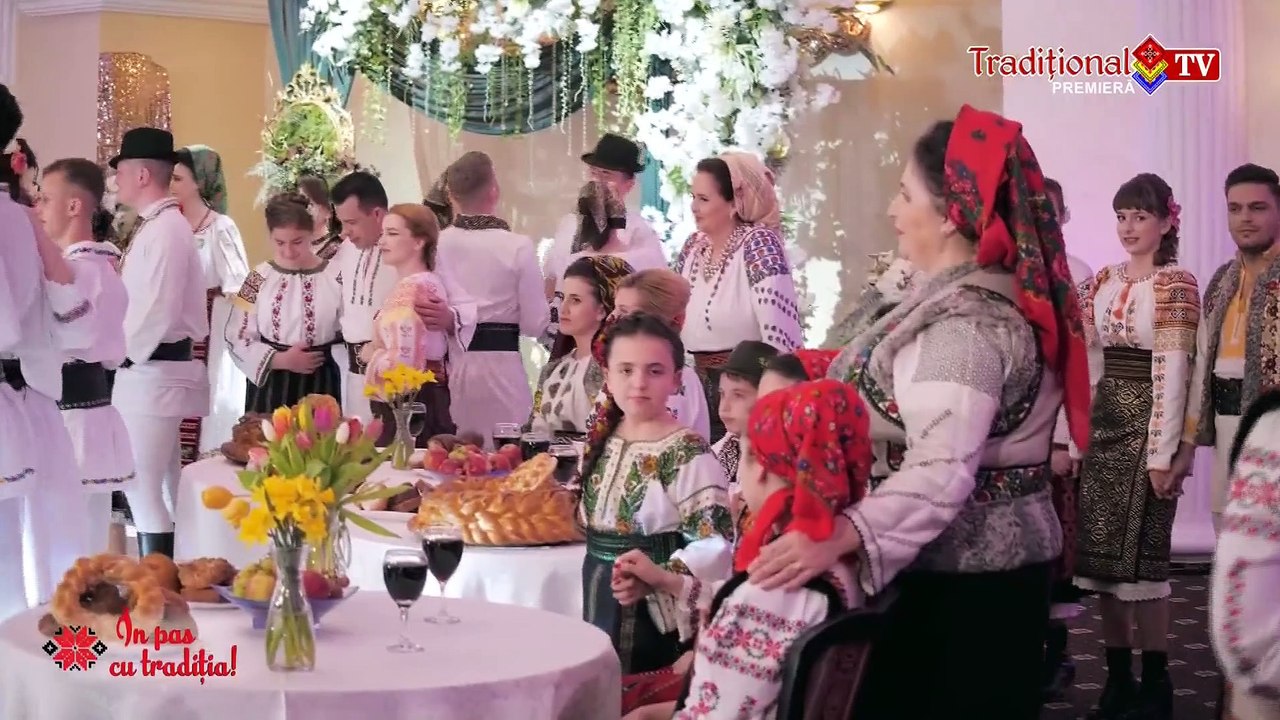 Maria Tanase Marin - Merg pe drum, lumea ma-ntreaba (In pas cu traditia - Traditinal TV - 17.04.2023)