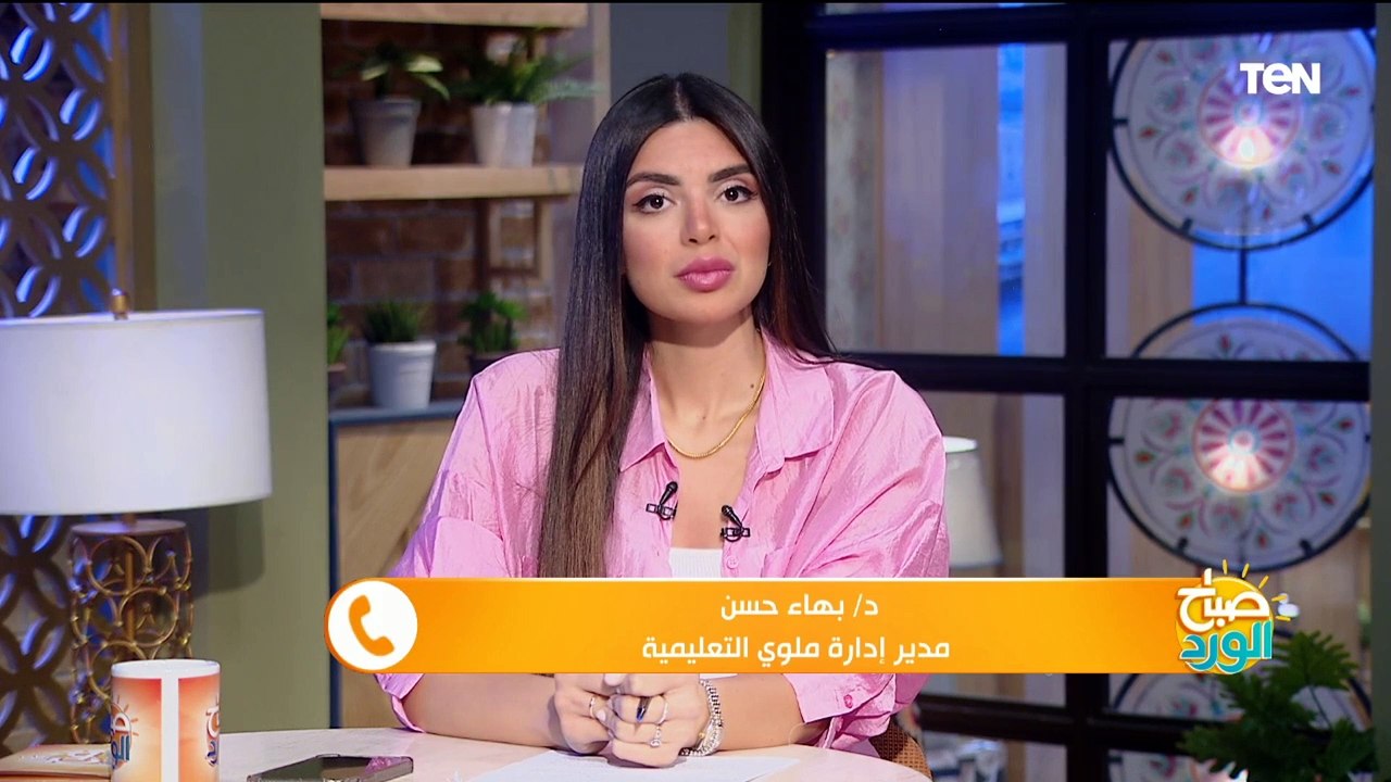 "خير بلدنا".. طلاب مدرسة ثانوية في المنيا يحصدون أول فدان قمح زرعوه