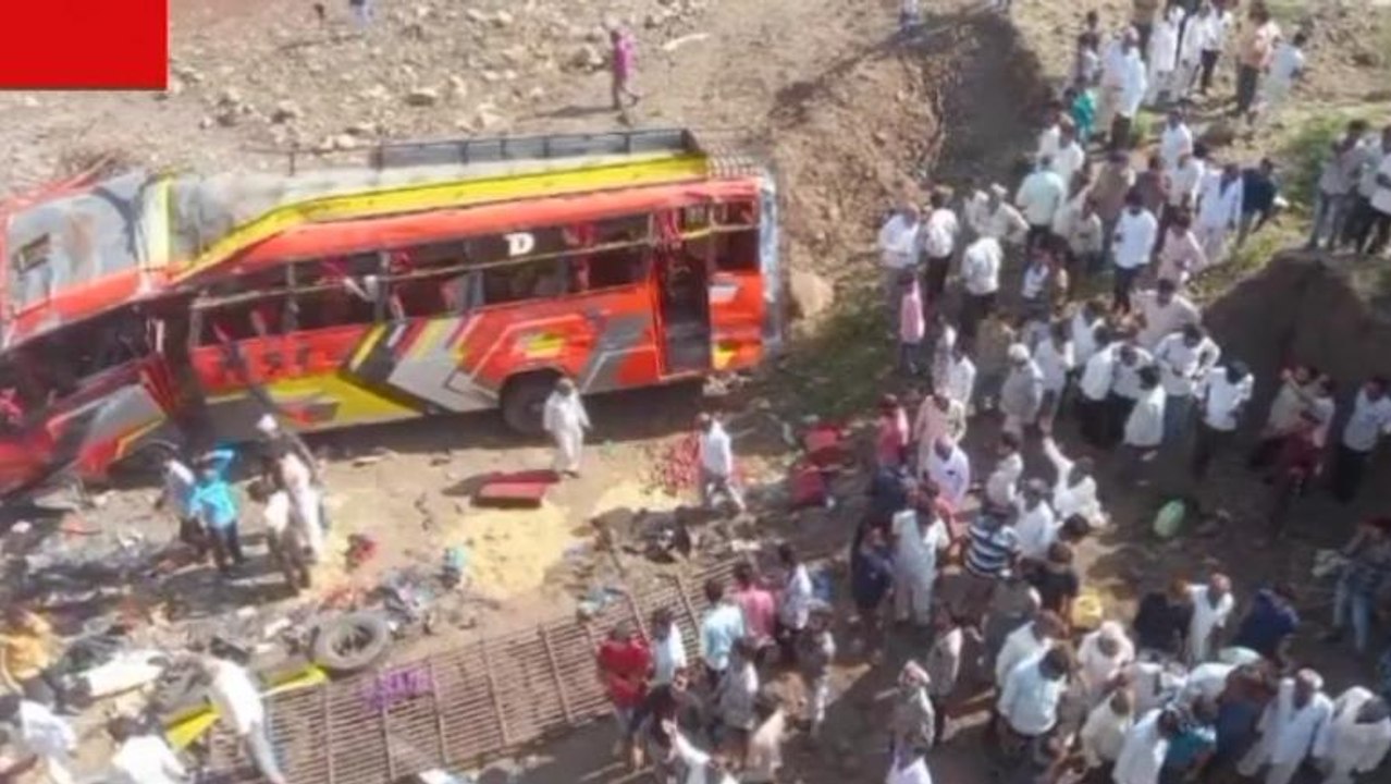 खरगोन में हुए बस हादसे पर सियासत जारी, पूर्व के...