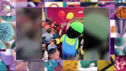 مهرج يتعرض للتنمر أثناء أداء رسالته الإنسانية