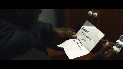 The Devil Comes at Night - Trailer