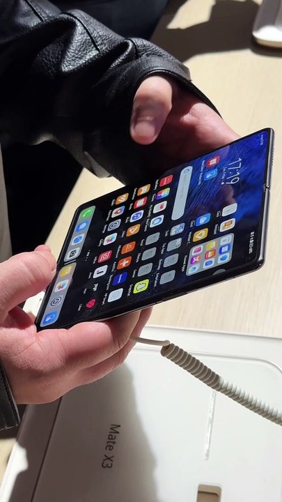 HUAWEI Mate X3