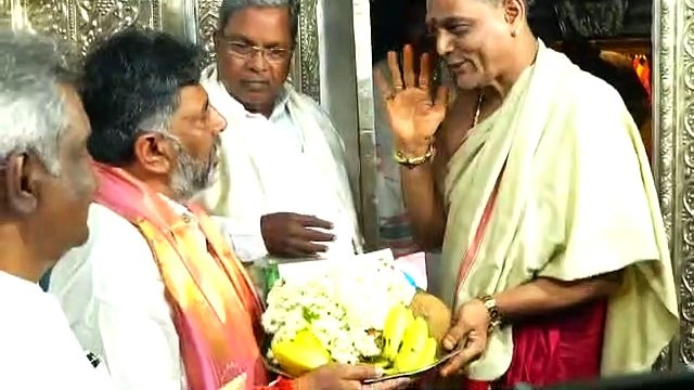 Karnataka Assembly elections 2023: सत्ता पाने के लिए पूजा-पाठ में जुटे नेता