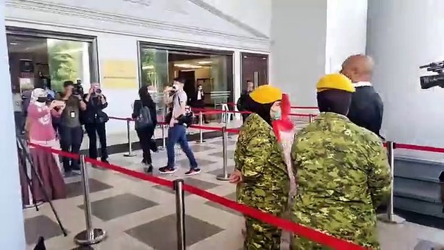 Hari pertama perbicaraan kes pengubahan wang haram