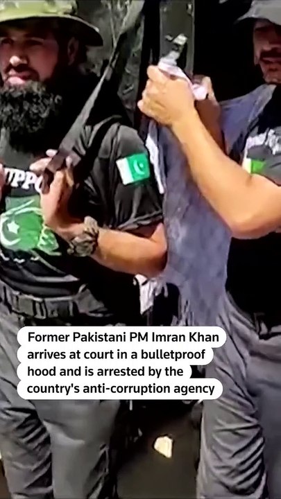 Former Pakistani PM Imran Khan Arrived at Court in a Bulletproof Hood