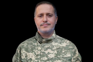 من الشهيد طارق عز الدين الذي اغتاله الاحتلال؟