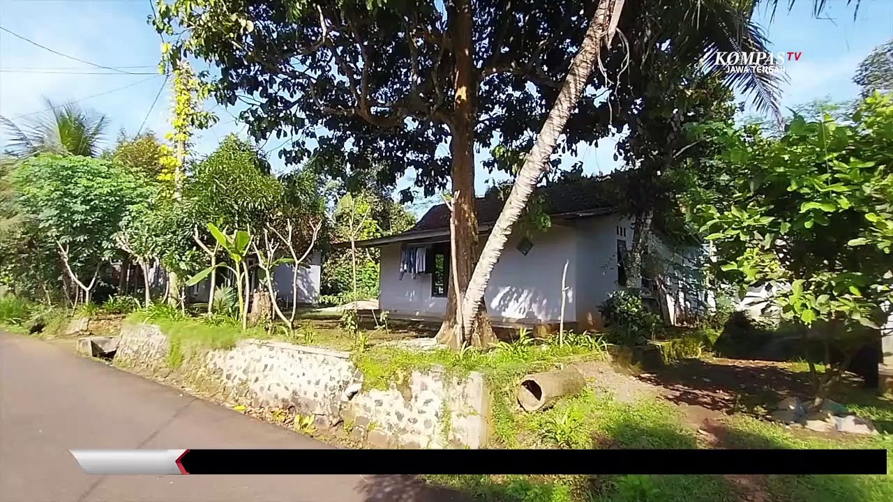 Oramg Tua Husen Kaget Saat Polisi Datangi Rumahnya