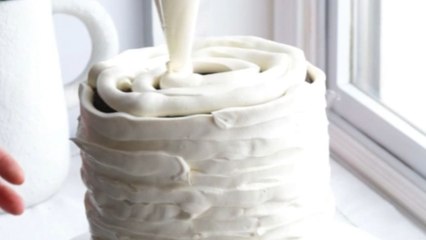 Tingling sweet teeth worldwide with a 'Jelly Cake' decoration Extravaganza!