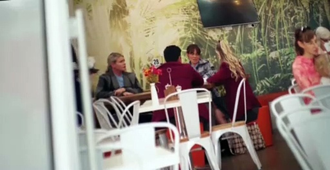 Head High S02 E07