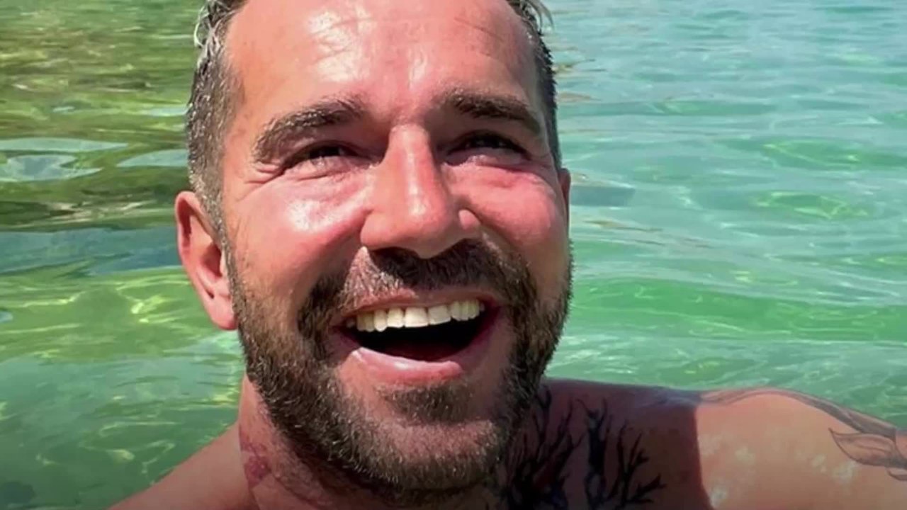 Voici - Mathieu le "coeur gros" : l'ancien candidat de L'amour est dans le pré annonce une très triste nouvelle