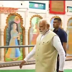 श्रीनाथजी की नगरी हुई मोदीमय, पुष्पवर्षा से किया स्वागत
