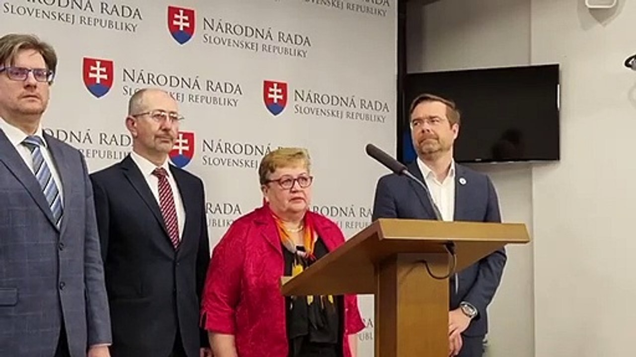 ZÁZNAM: M. Krajčí odmieta presun peňazí určených na nemocnicu na Rázsochách