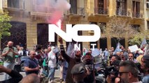 تصاویری از بیروت؛ تجمع معترضان لبنانی مقابل بانک‌ها در واکنش به بحران نقدینگی