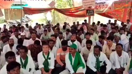 ఆదిలాబాద్: జేపీఎస్‌ల సమ్మెకు తుడుం దెబ్బ నాయకుల మద్దతు