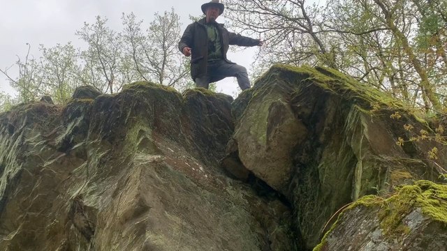 Laforêt: Désormais, il fait parler les arbres, les pierres… et l’Ardenne