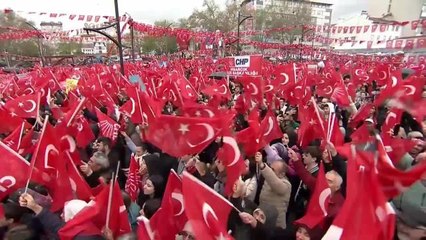 Temel Karamollaoğlu Kütahya'da: "Kendisini Ak Kaşık Gibi Görenlerden Değil, Ak Kaşık Olanlardan Adam Olmasını İstiyoruz"