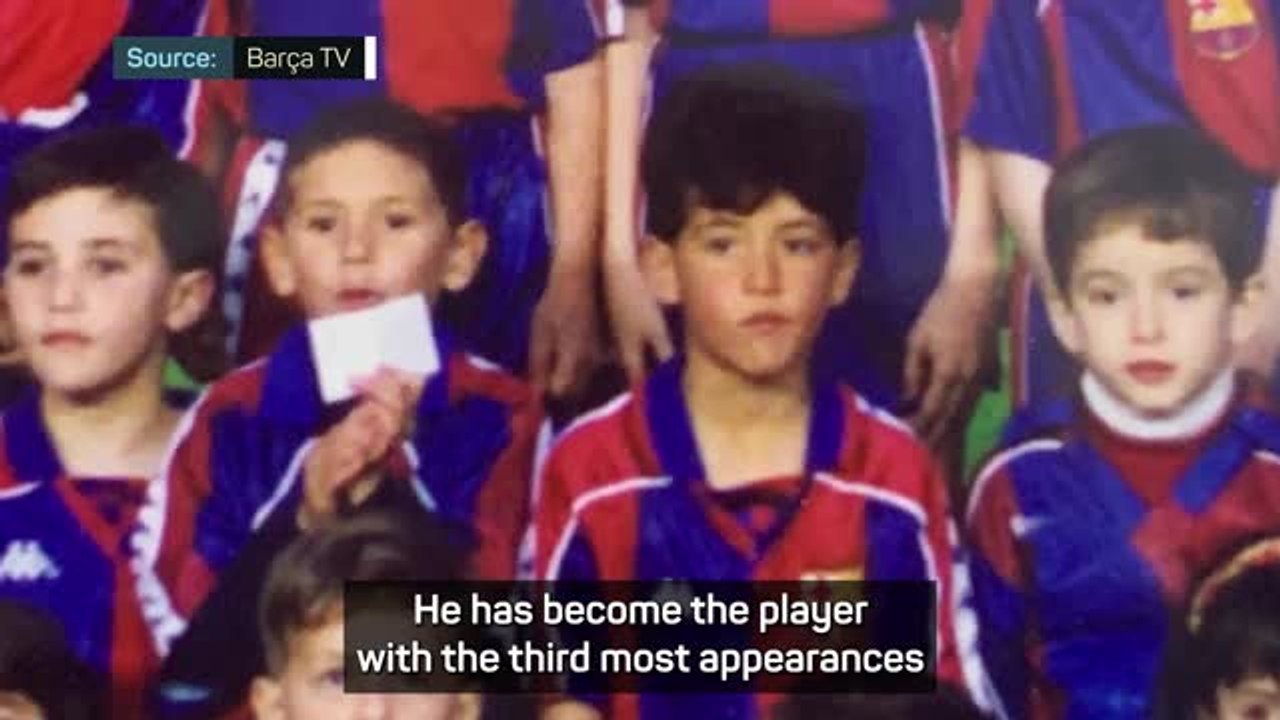 Barca president and players pay tribute to departing Busquets