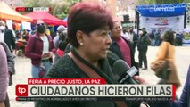 A gritos y empujones, personas buscan comprar huevo a precio justo en La Paz