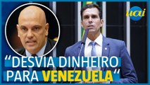 Deputado ataca Moraes e o acusa de desvio de dinheiro