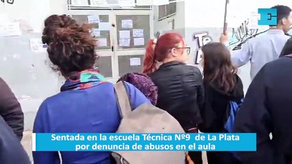 Sentada en una escuela de La Plata por denuncia de abusos en el aula