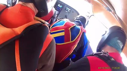 Le parachute échoue pendant le parachutisme