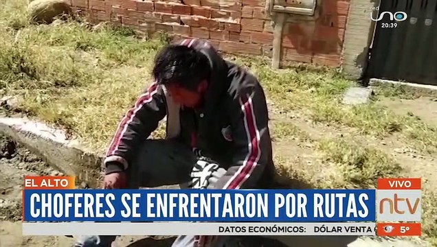 Choferes de 2 sindicatos de El Alto se enfrentaron por rutas