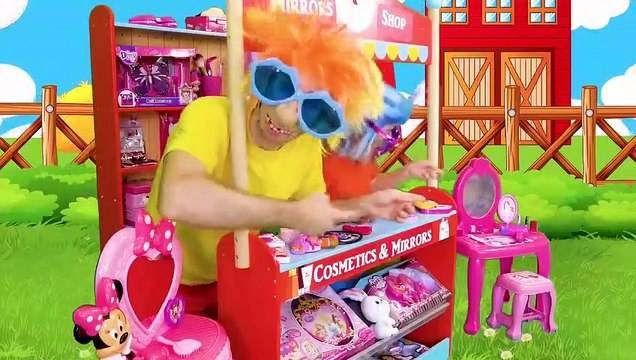 Sasha and Max the story of Magic Mirrors and photos