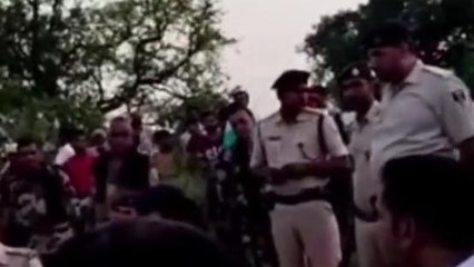 बक्सर: शव दफनाने को लेकर दो गुटों में जमकर विवाद, फिर ऐसे किया गया अंतिम संस्कार