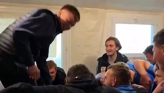 Célébration victoire ! ES Tourville 2 / JS St Nicolas Béthune 2 (championnat D1 Groupe A le 10/05/2023)