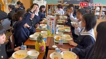 高雄鳳梨產地直送日本東京38所中學營養午餐(市府提供)