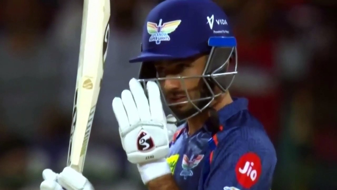 RCB vs LSG Last Over IPL 2023 - Why only Dinesh Karthik is on target after RCB Defeat_