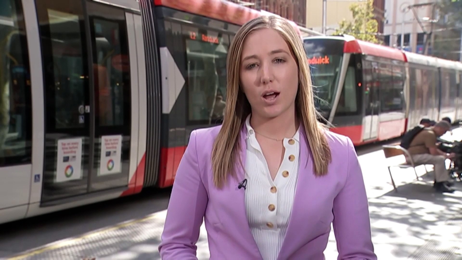 "Sydney teenager dies after stuck under a tram" 헤럴드경제