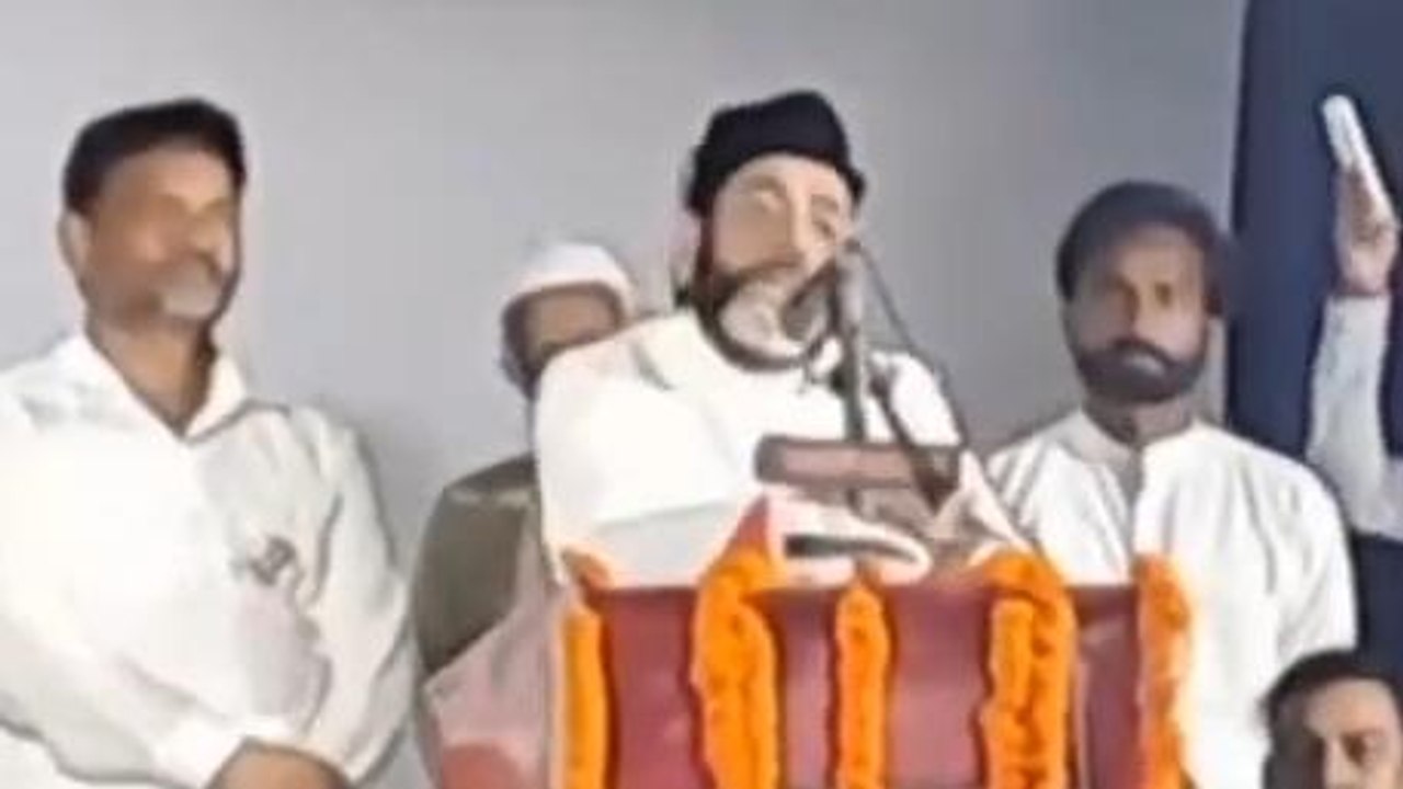बरेली: भड़काऊ भाषण देने के मामले में मौलाना तौकीर रजा पर एफआईआर दर्ज